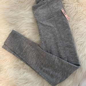 Victorias Secret Leggings. Size 6
